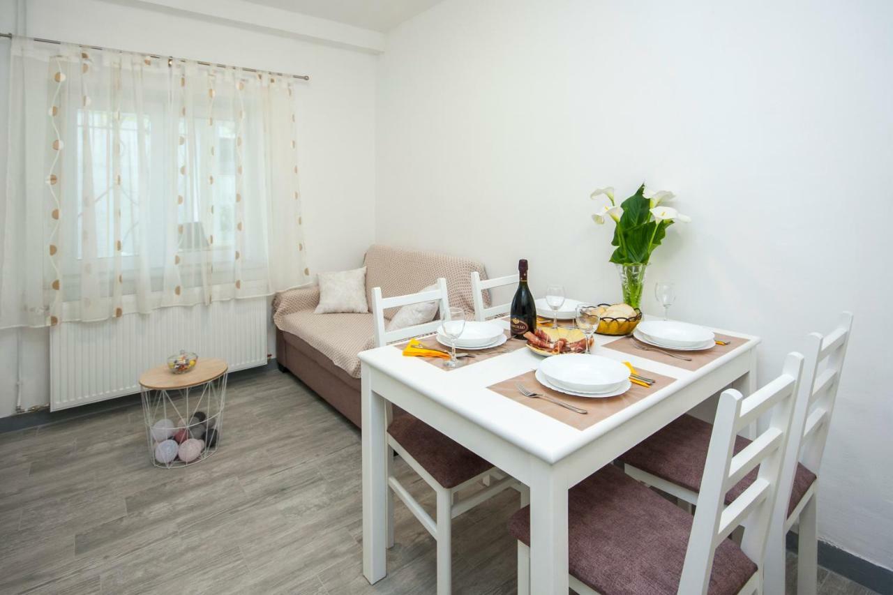 Apartment Marsela Šibenik Exteriör bild