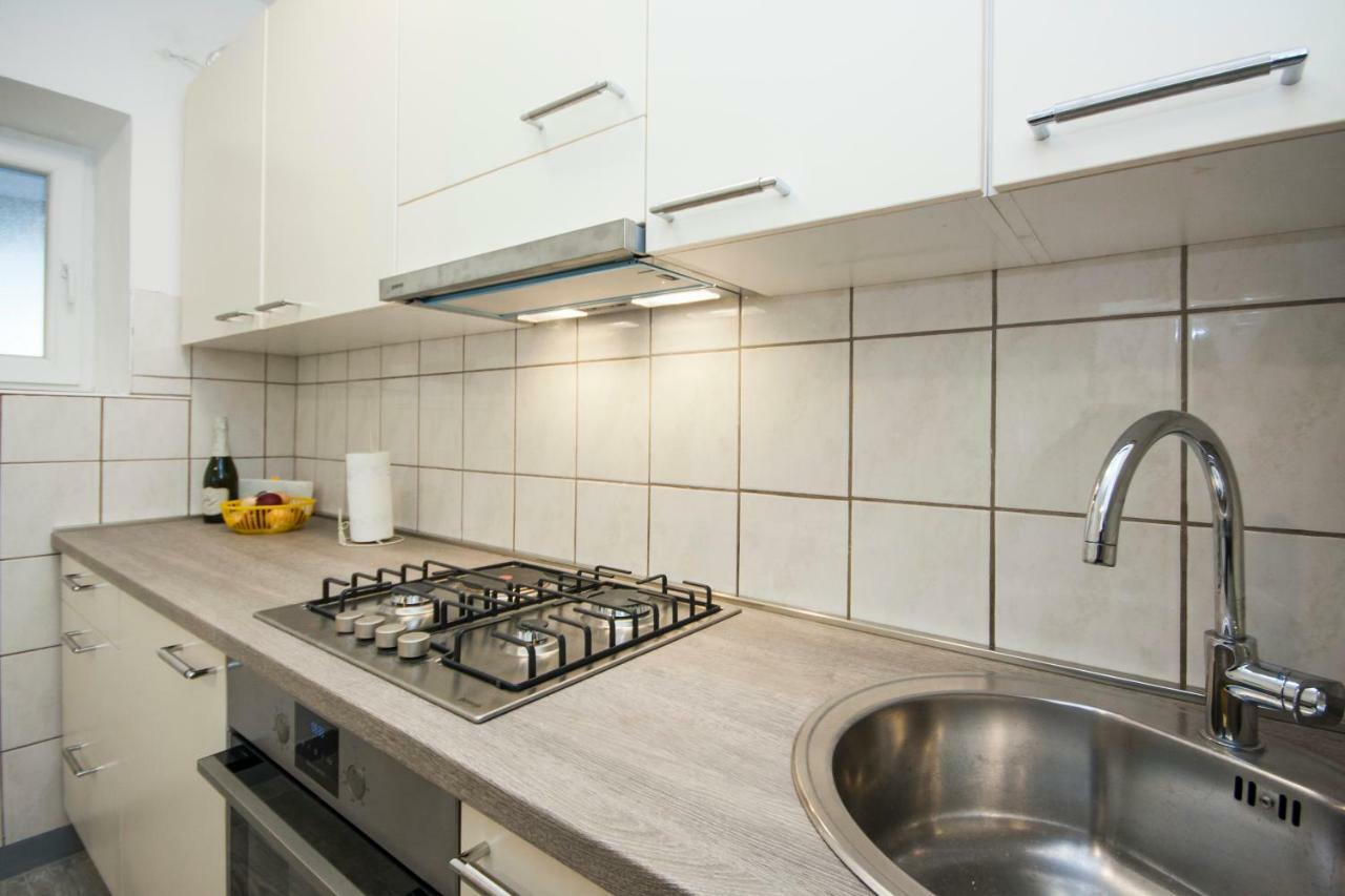 Apartment Marsela Šibenik Exteriör bild